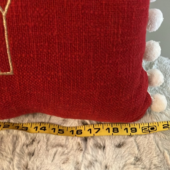 Holiday Accent Pillow Merry & Joy White & Red Reversible Broyhill NWOT 1… - Picture 3 of 6